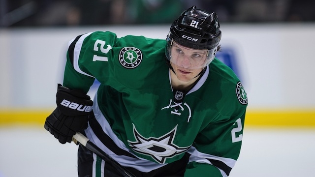 Photo hockey NHL : National Hockey League - AHL - NHL : National Hockey League - AHL - NHL : Entretien avec Antoine Roussel