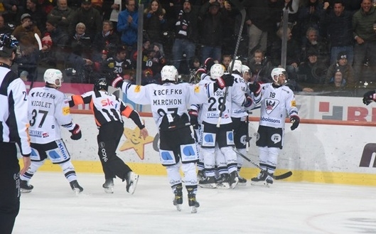 Photo hockey Suisse - National League -  : Bern vs Fribourg - Fribourg prend la tête