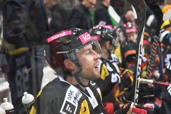 Photo hockey Suisse - National League -  : Langnau vs Bern - Le SCB poursuit sa remontée