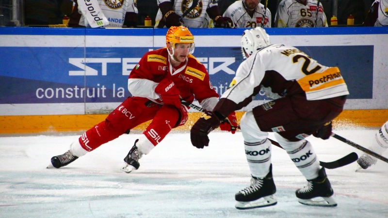 Photo hockey Suisse - National League -  : Lausanne vs Genève - Lancer la machine