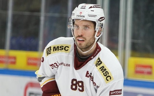 Photo hockey Suisse - National League -  : Rapperswil-Jona vs Genève - Oula Palve qui fait du bien