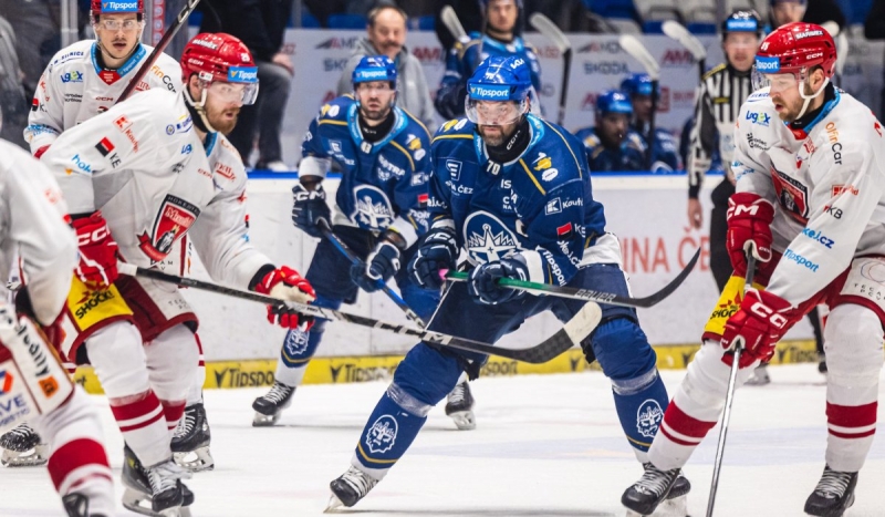 Photo hockey TELH - Tipsport Extraliga Ledního Hokeje - TELH - Tipsport Extraliga Ledního Hokeje - TELH : Ca se bouscule en bas