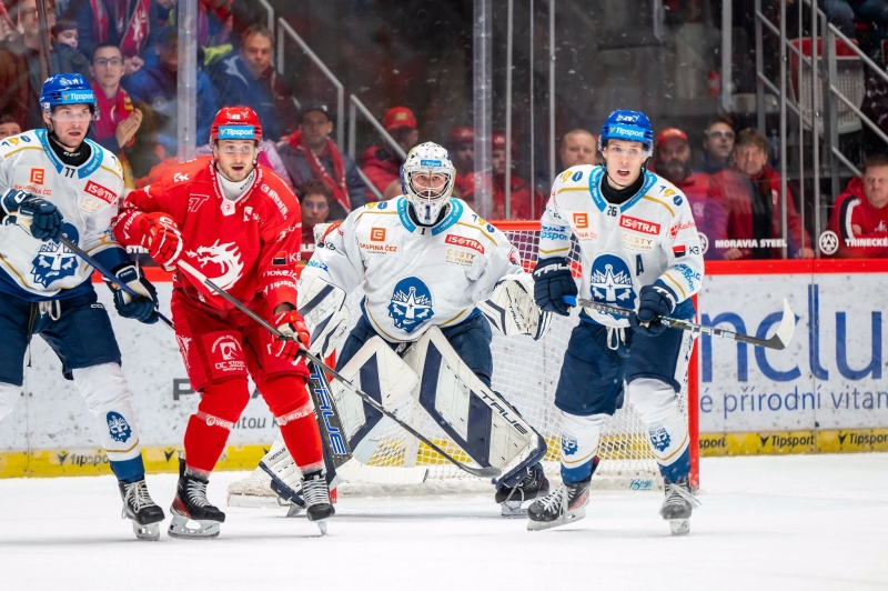Photo hockey TELH - Tipsport Extraliga Ledního Hokeje - TELH - Tipsport Extraliga Ledního Hokeje - TELH : David bat Goliath