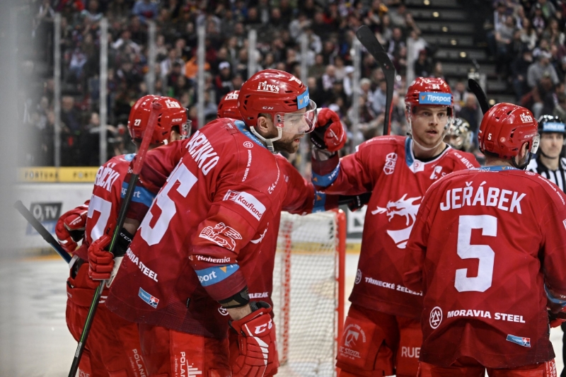 Photo hockey TELH - Tipsport Extraliga Ledního Hokeje - TELH - Tipsport Extraliga Ledního Hokeje - TELH : Egalisations