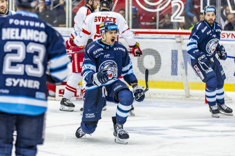 Photo hockey TELH - Tipsport Extraliga Ledního Hokeje - TELH - Tipsport Extraliga Ledního Hokeje - TELH : Enfin sorti de la boue ?