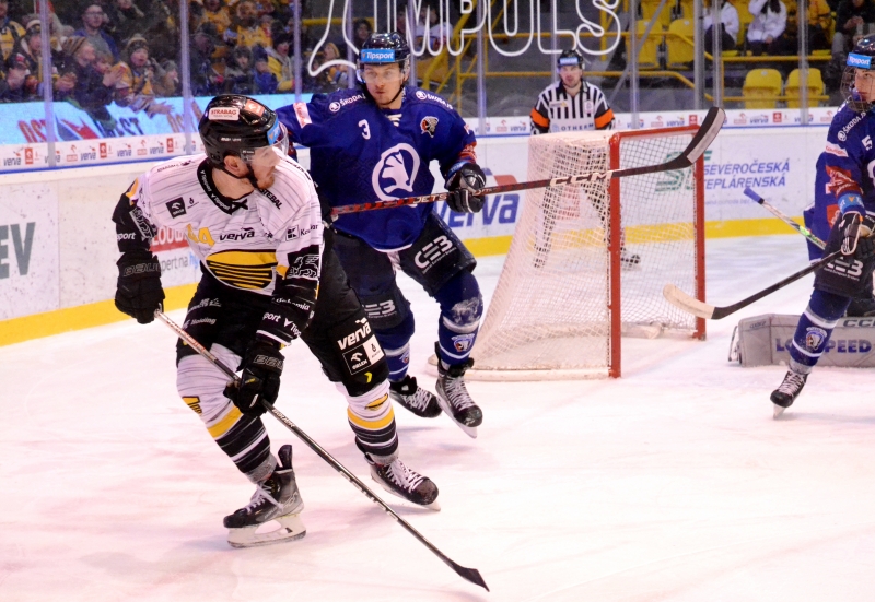 Photo hockey TELH - Tipsport Extraliga Ledního Hokeje - TELH - Tipsport Extraliga Ledního Hokeje - TELH : Ils sont venus ils sont tous là