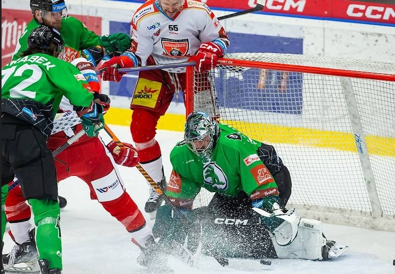 Photo hockey TELH - Tipsport Extraliga Ledního Hokeje - TELH - Tipsport Extraliga Ledního Hokeje - TELH : Ils sont venus ils sont tous là