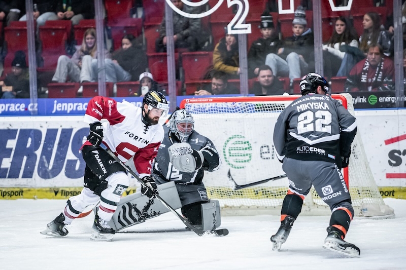 Photo hockey TELH - Tipsport Extraliga Ledního Hokeje - TELH - Tipsport Extraliga Ledního Hokeje - TELH : Impitoyable leader