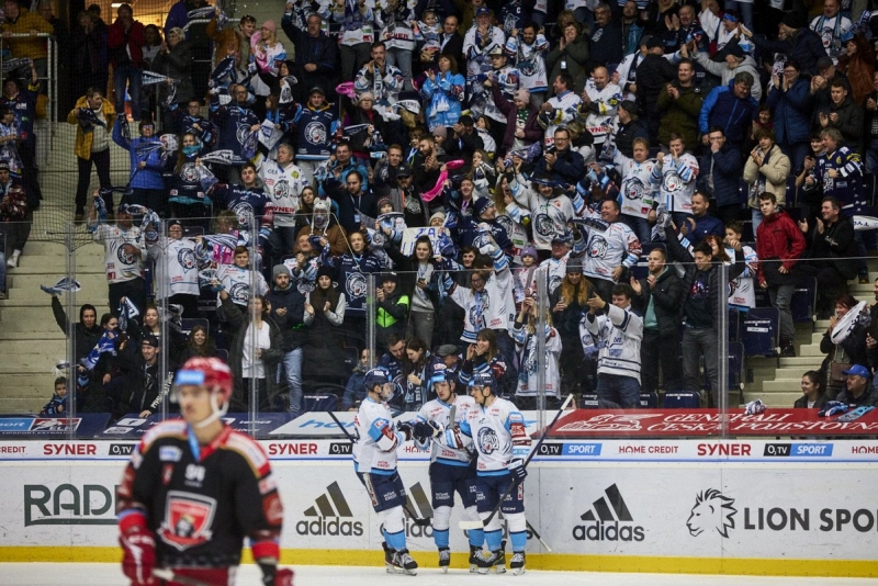 Photo hockey TELH - Tipsport Extraliga Ledního Hokeje - TELH - Tipsport Extraliga Ledního Hokeje - TELH : Le tigre blanc règne sur le lion