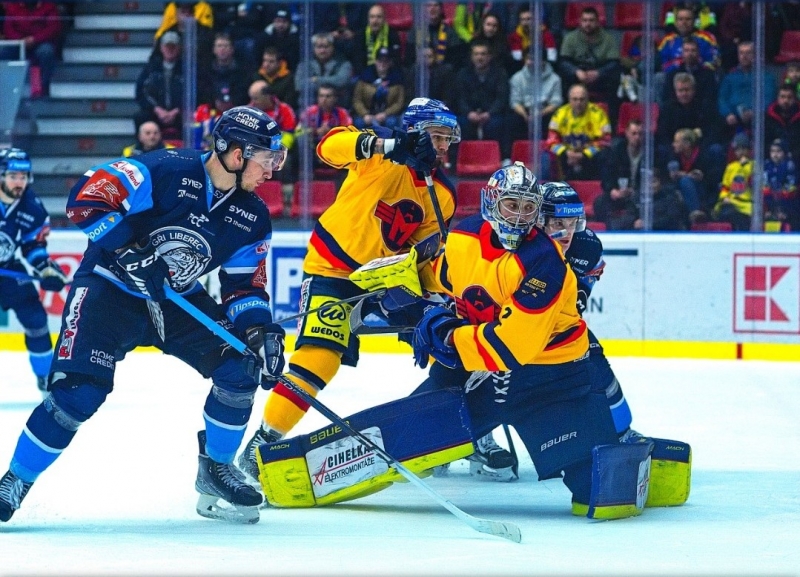 Photo hockey TELH - Tipsport Extraliga Ledního Hokeje - TELH - Tipsport Extraliga Ledního Hokeje - TELH : Les tigres blancs rugissent