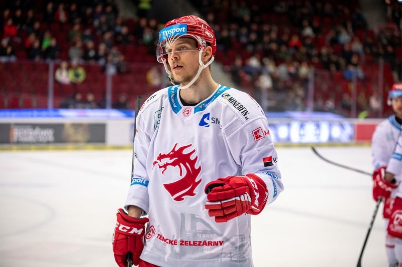 Photo hockey TELH - Tipsport Extraliga Ledního Hokeje - TELH - Tipsport Extraliga Ledního Hokeje - TELH : Les uns sauvés, les autres pas