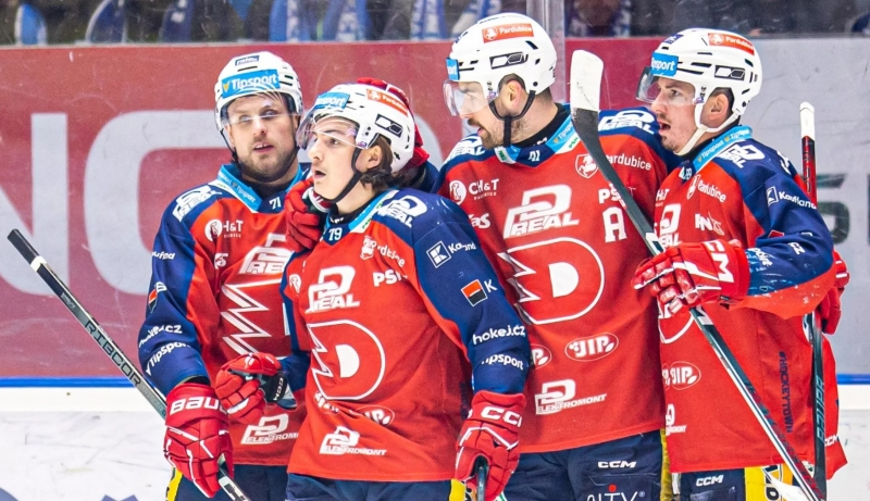 Photo hockey TELH - Tipsport Extraliga Ledního Hokeje - TELH - Tipsport Extraliga Ledního Hokeje - TELH : Nouveau premier