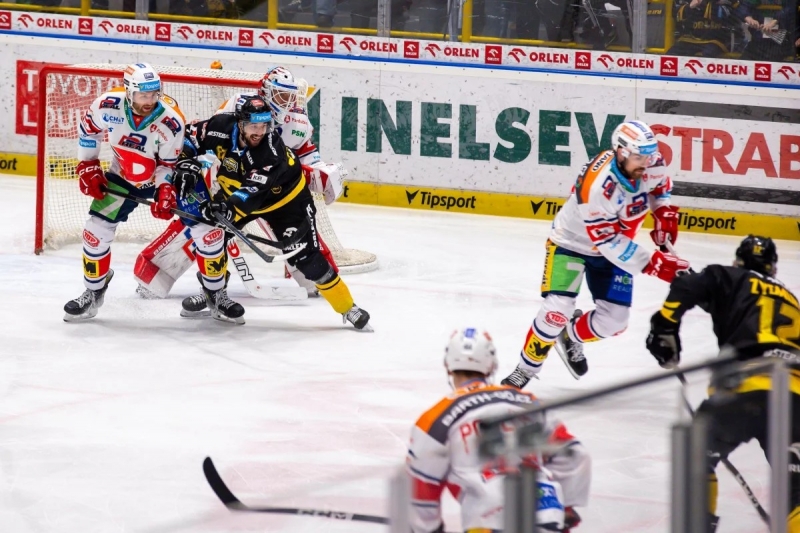 Photo hockey TELH - Tipsport Extraliga Ledního Hokeje - TELH - Tipsport Extraliga Ledního Hokeje - TELH : Un nouveau drama