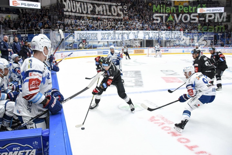 Photo hockey TELH - Tipsport Extraliga Ledního Hokeje - TELH - Tipsport Extraliga Ledního Hokeje - TELH : La comète brille de mille feux
