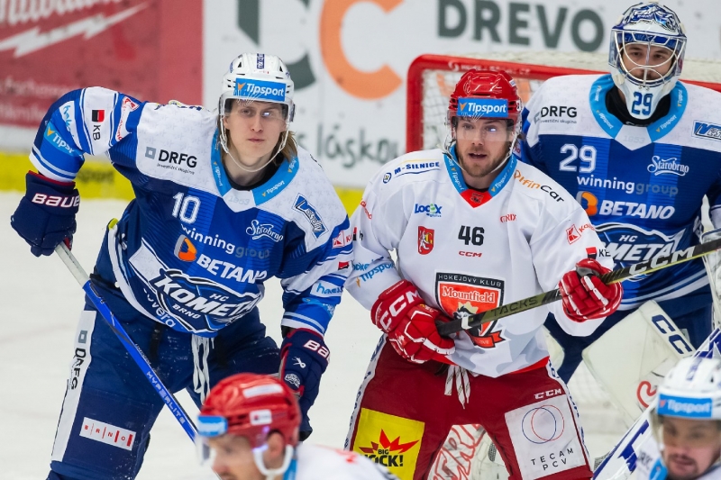 Photo hockey TELH - Tipsport Extraliga Ledního Hokeje - TELH - Tipsport Extraliga Ledního Hokeje - TELH : Lutte acharnée