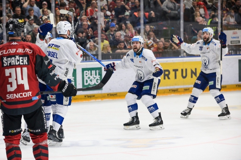 Photo hockey TELH - Tipsport Extraliga Ledního Hokeje - TELH - Tipsport Extraliga Ledního Hokeje - TELH : Une surprise d