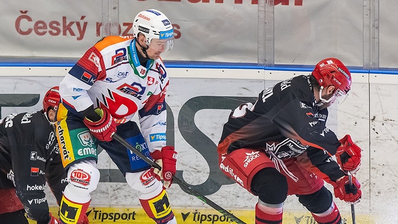 Photo hockey TELH - Tipsport Extraliga Ledního Hokeje - TELH - Tipsport Extraliga Ledního Hokeje - TELH : Derby égalisé
