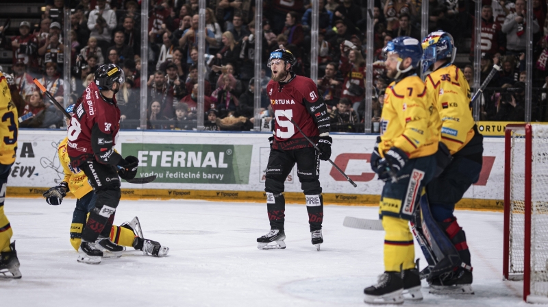 Photo hockey TELH - Tipsport Extraliga Ledního Hokeje - TELH - Tipsport Extraliga Ledního Hokeje - TELH : Plus de peur que de mal