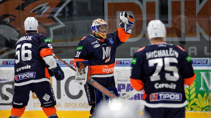 Photo hockey Tipsport Liga - Tipsport Liga - Tipos Extraliga : Dos à dos