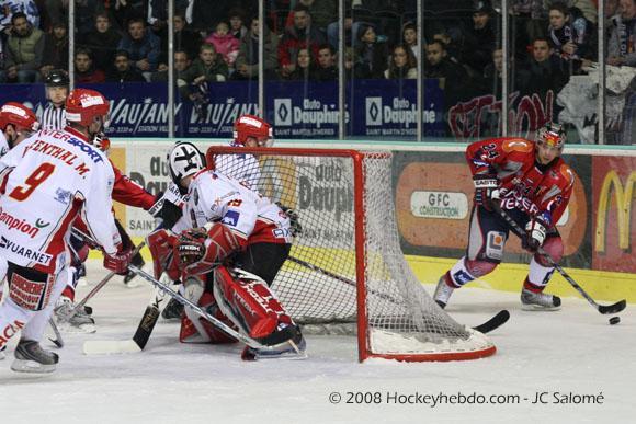 Grenoble  4 - 2 Morzine-Avoriaz