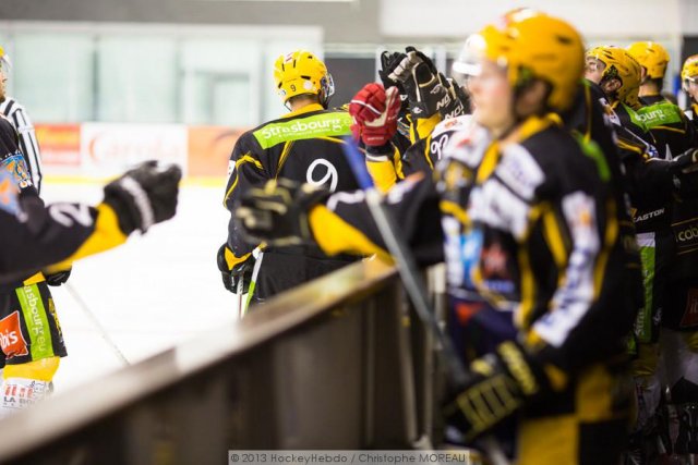 Photo hockey reportage Amicaux : L'Etoile Noire au finish