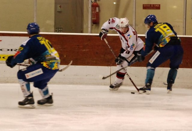 Photo hockey match Dijon  - Briançon  le 25/11/2008