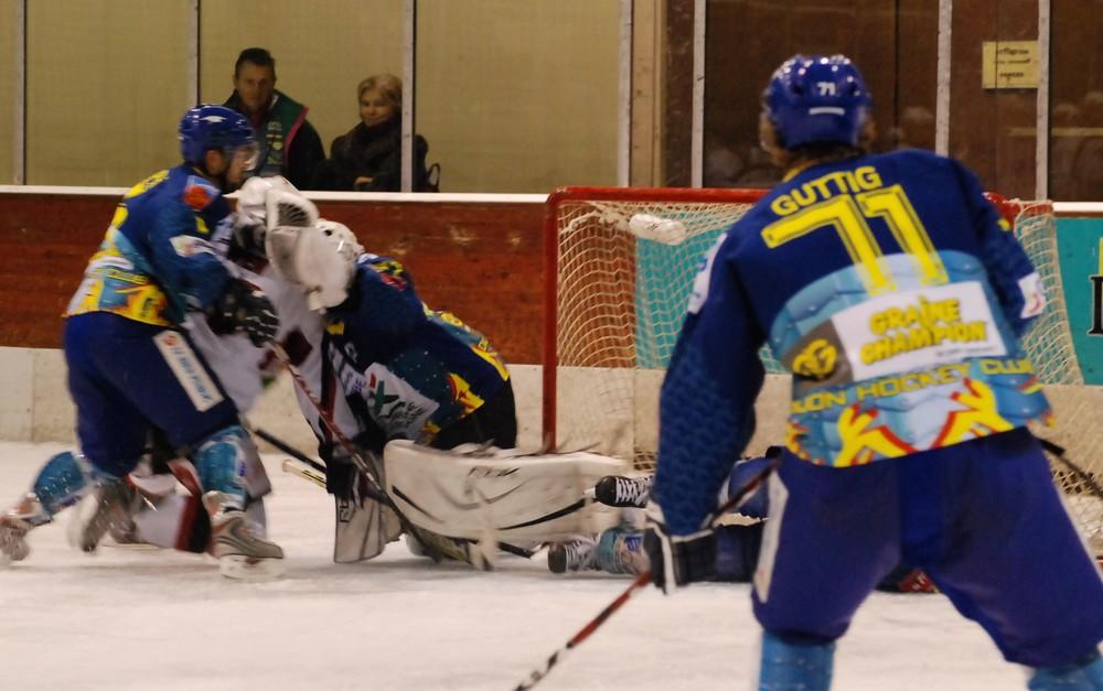 Dijon  1 - 6 Briançon 
