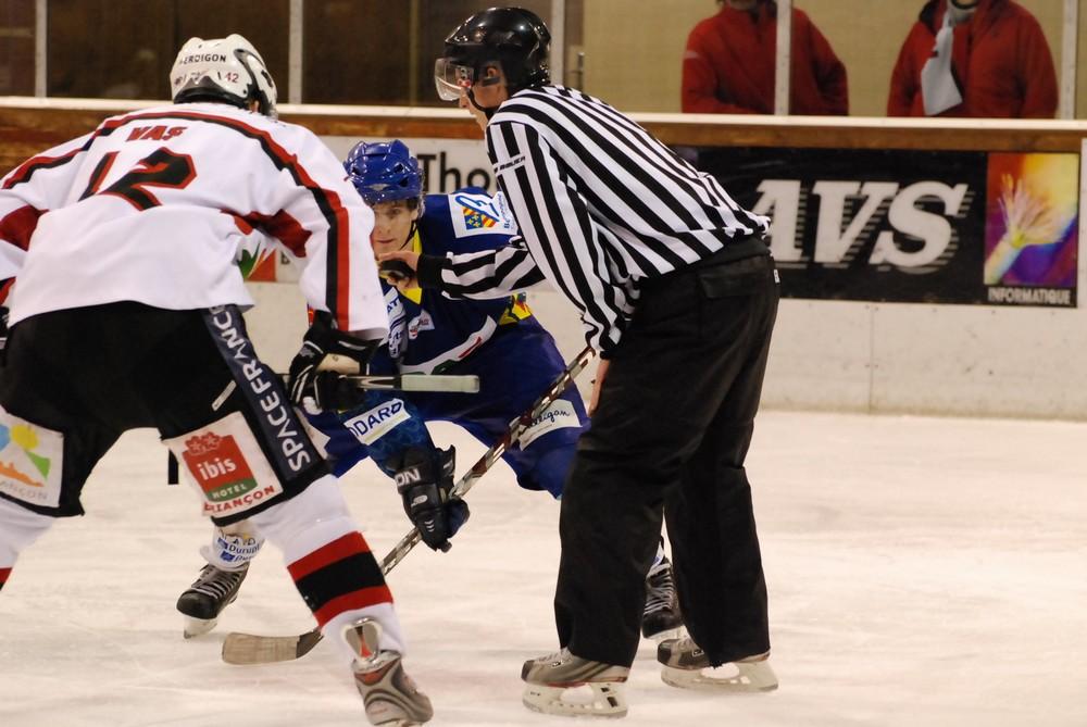 Dijon  1 - 6 Briançon 