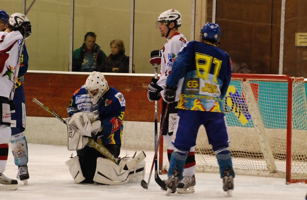 Dijon  1 - 6 Briançon 