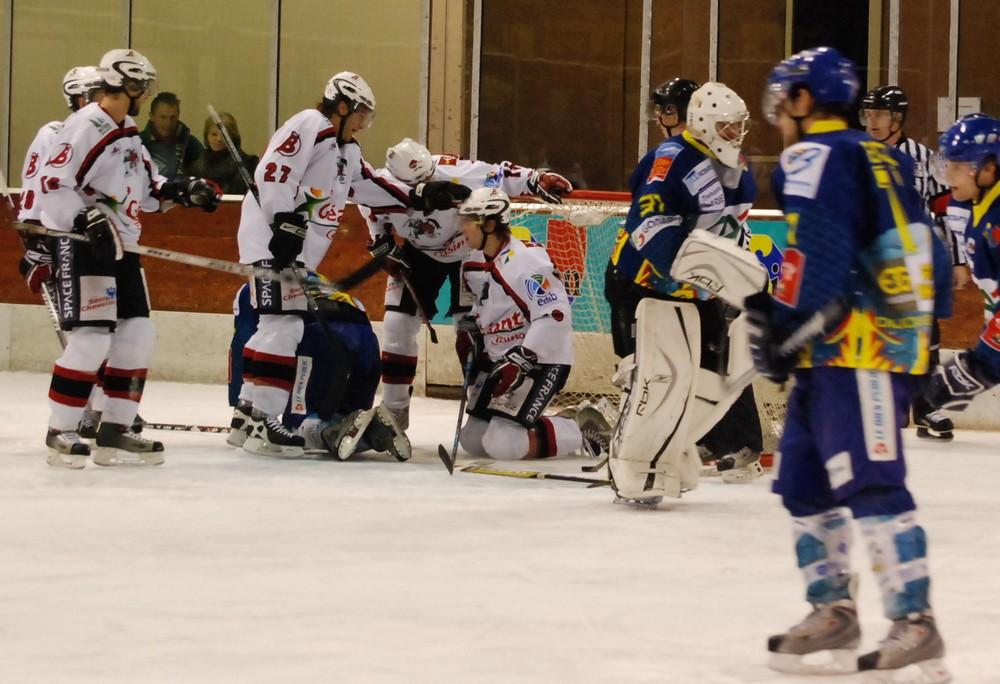 Dijon  1 - 6 Briançon 