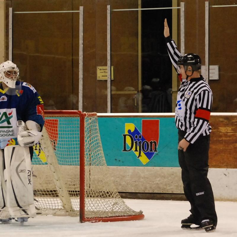 Dijon  1 - 6 Briançon 