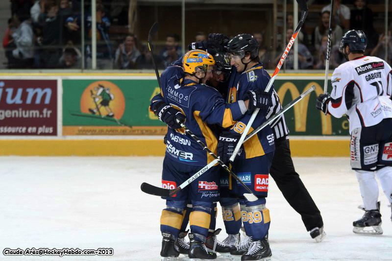 Chamonix  3 - 4 Angers 