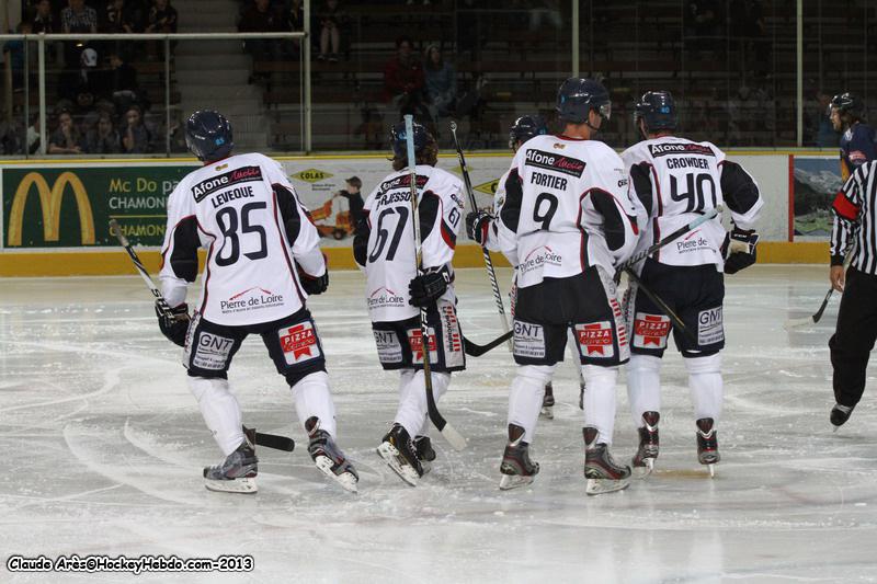 Chamonix  3 - 4 Angers 