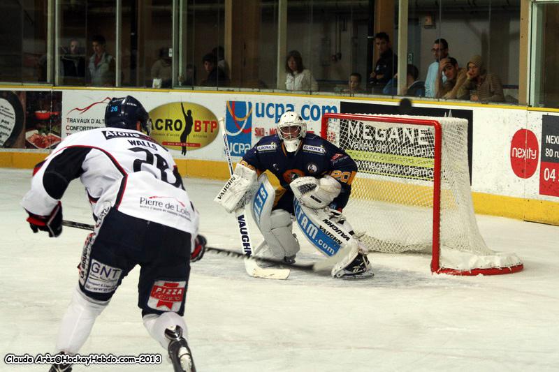 Chamonix  3 - 4 Angers 