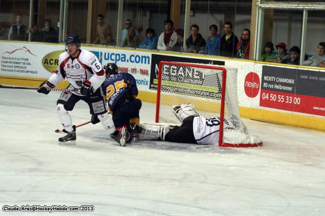 Photo hockey match Chamonix  - Angers  le 14/09/2013