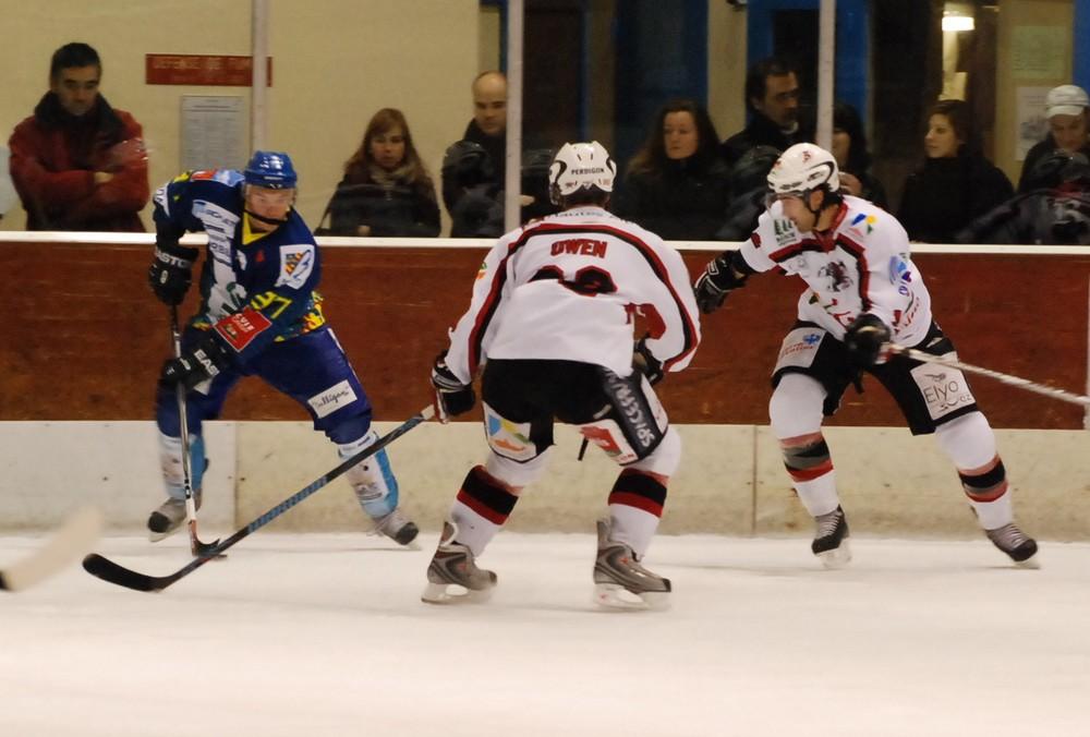 Dijon  1 - 6 Briançon 