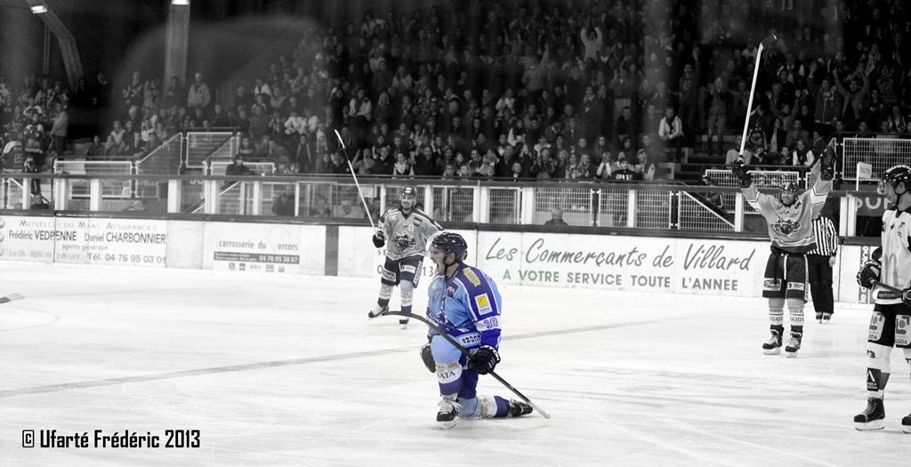Villard-de-Lans 3 - 5 Grenoble 