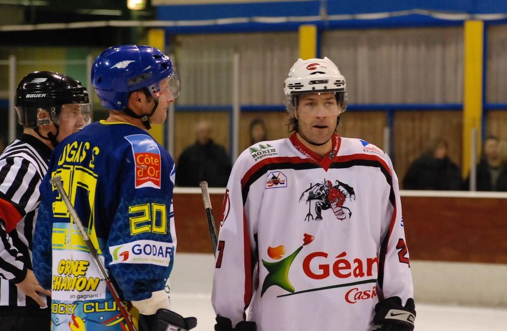 Dijon  1 - 6 Briançon 