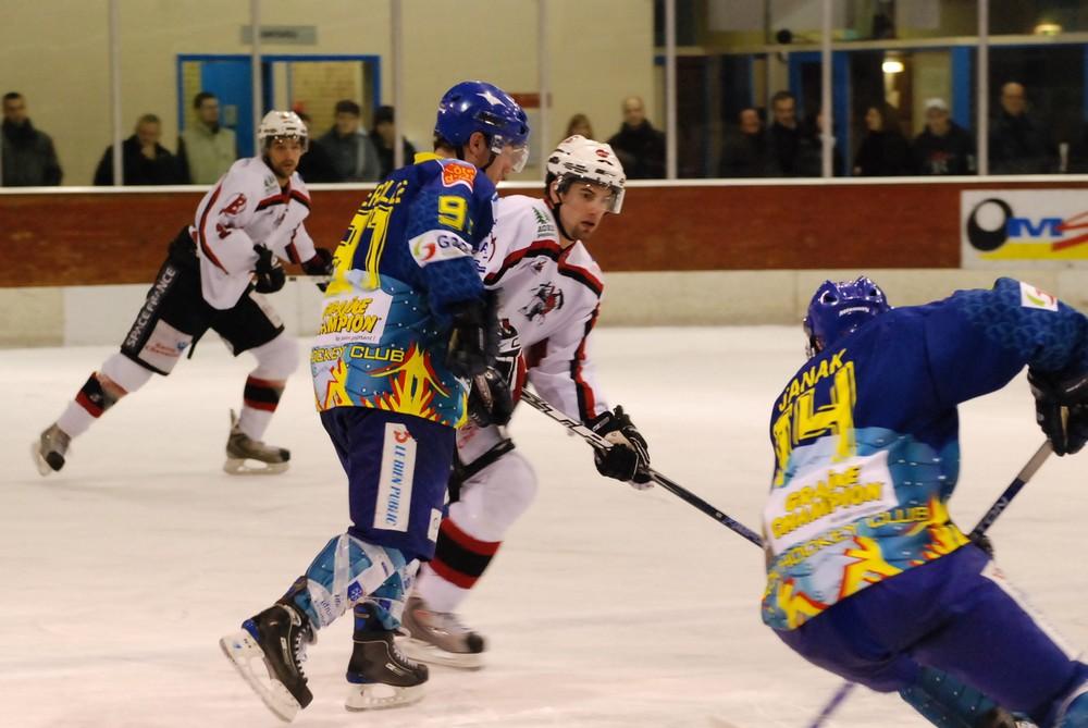 Dijon  1 - 6 Briançon 