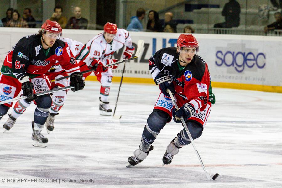 Anglet 6 - 0 Courbevoie 