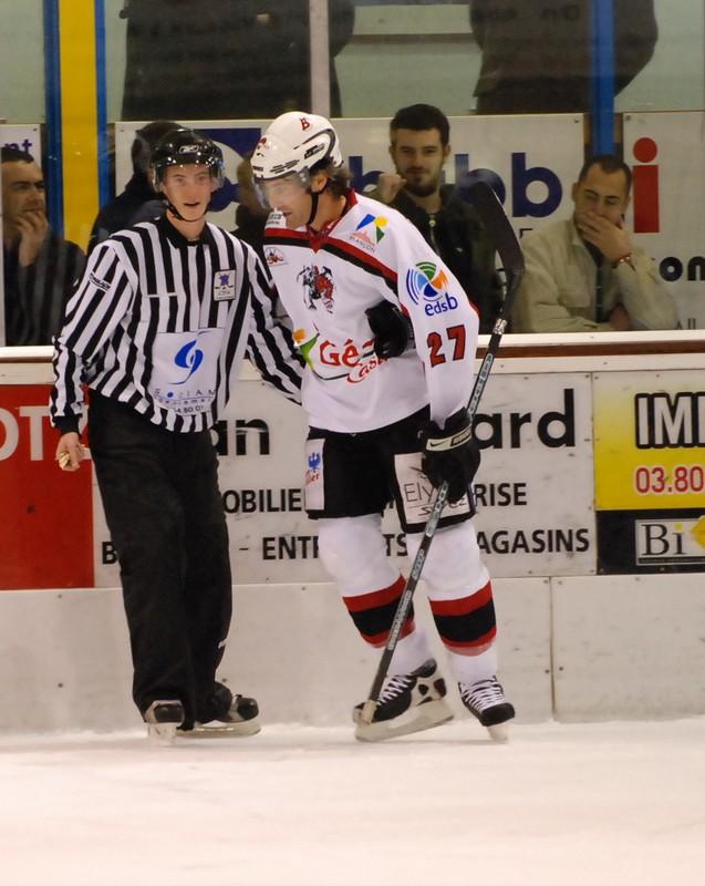 Dijon  1 - 6 Briançon 