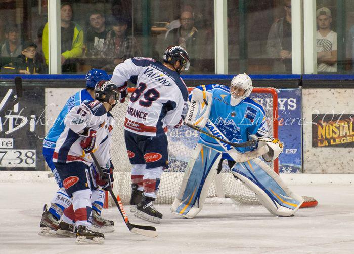 Villard-de-Lans 3 - 5 Grenoble 