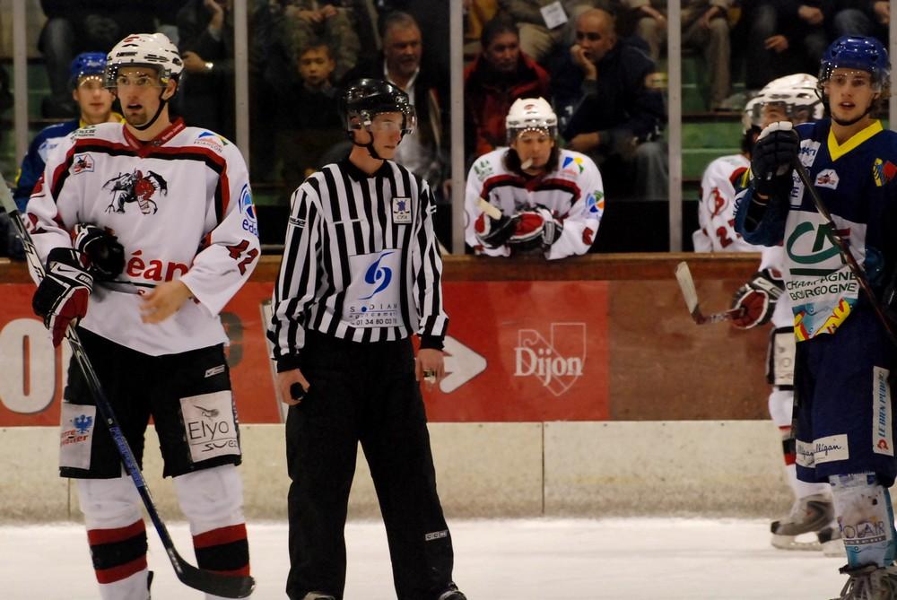 Dijon  1 - 6 Briançon 
