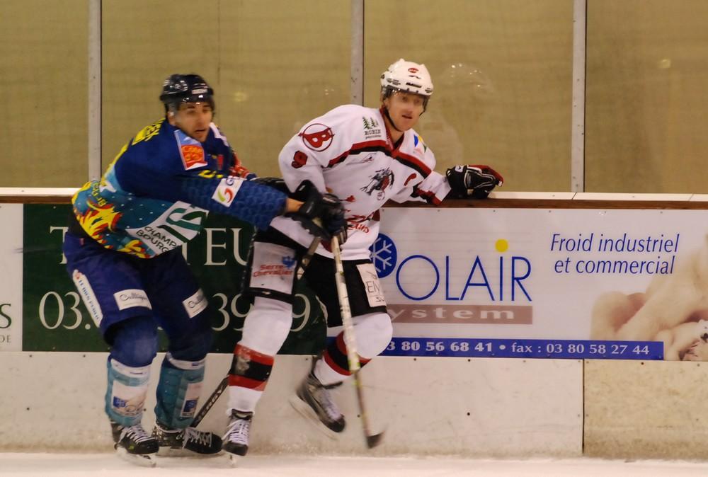 Dijon  1 - 6 Briançon 