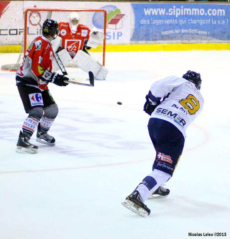 Amiens  6 - 8 Chamonix 