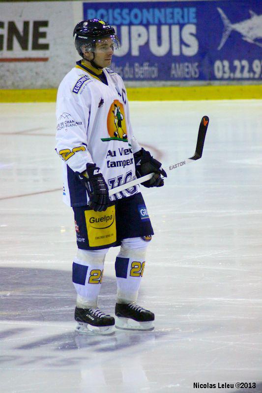 Amiens  6 - 8 Chamonix 