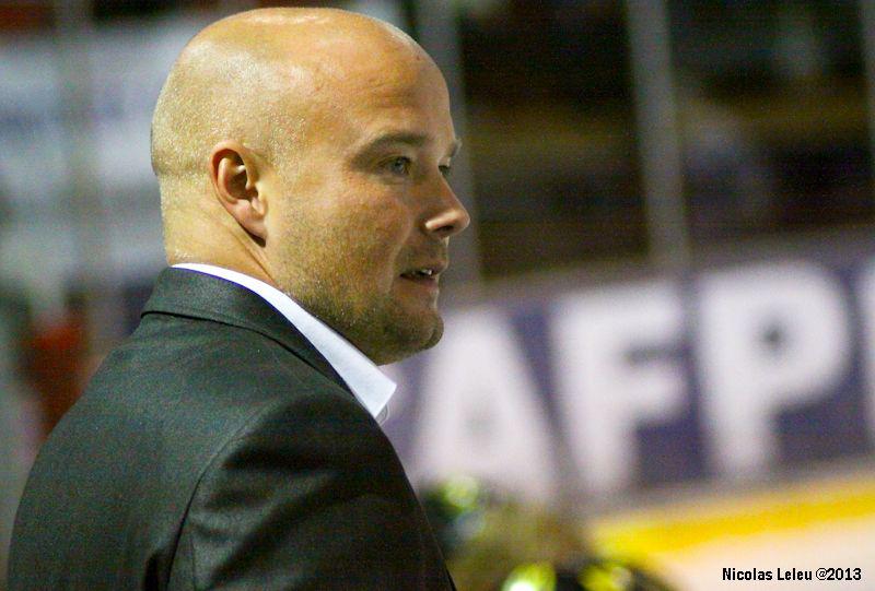 Amiens  6 - 8 Chamonix 