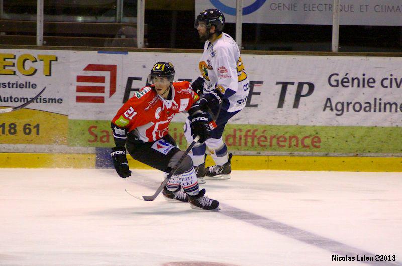Amiens  6 - 8 Chamonix 