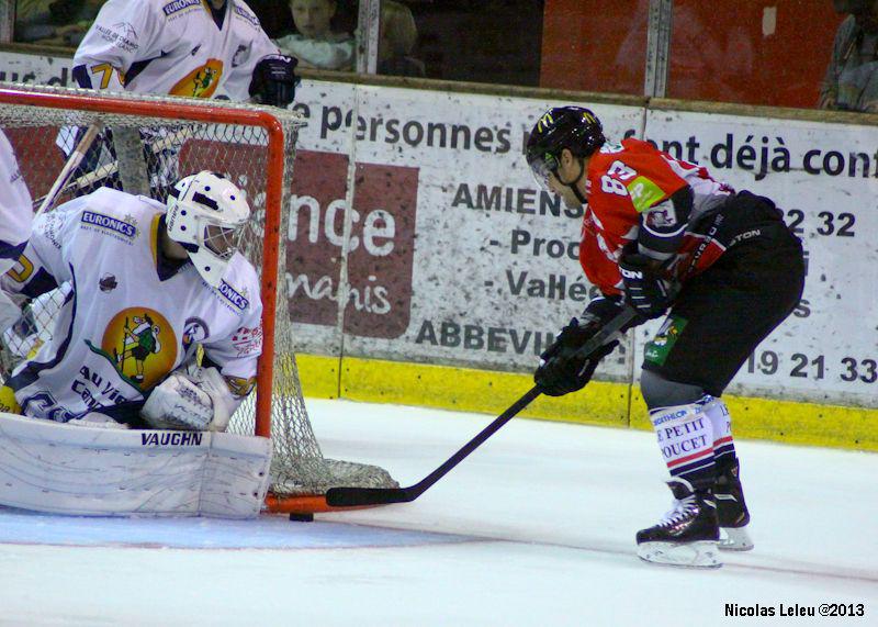 Amiens  6 - 8 Chamonix 