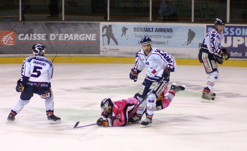 Amiens  5 - 3 Angers 